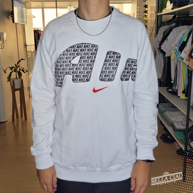 Buzo Nike - Comprar en Bellaciao Showroom