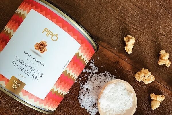 Pipoca Caramelo e Flor de Sal Lata P Pipó Gourmet