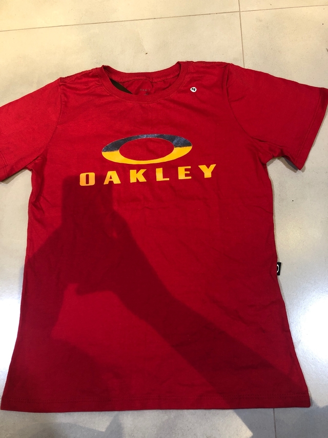Blusinha Oakley Feminina Logo Laranja - Vermelho