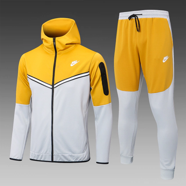 Conjunto de Moletom Nike Sportswear Tech Fleece Laranja e Cinza