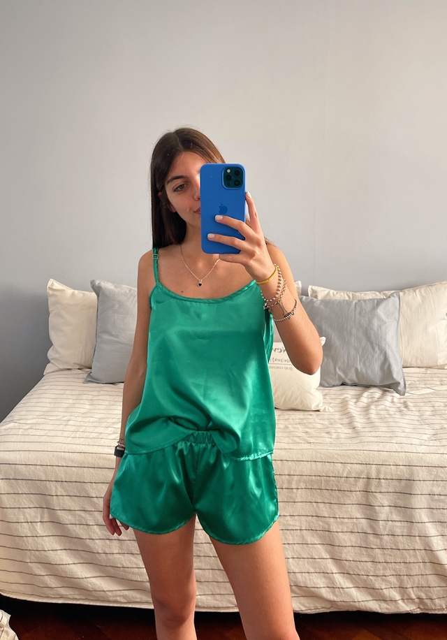 Pijama satén verde corto - Comprar en Toute la vie