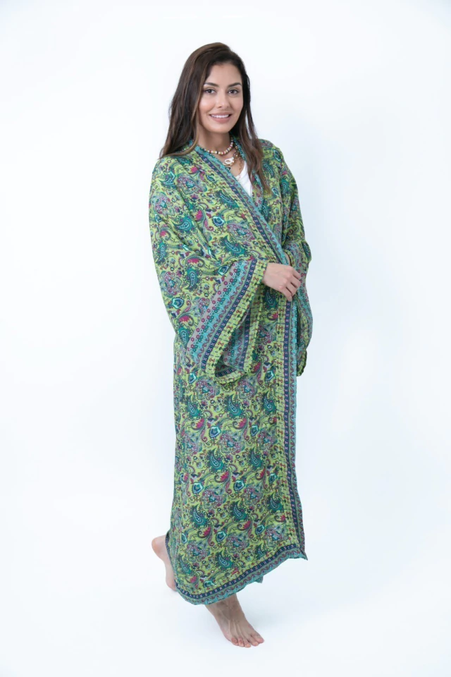 He aprendido piloto Enfermedad Kimono de seda de India - Comprar en Andra Urgat