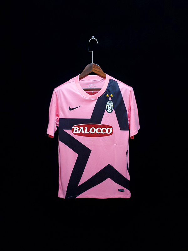 Camisa Retrô Juventus Rosa Nike 11/12