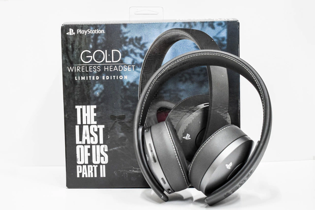 AURICULARES PS4 GOLD THE LAST OF US