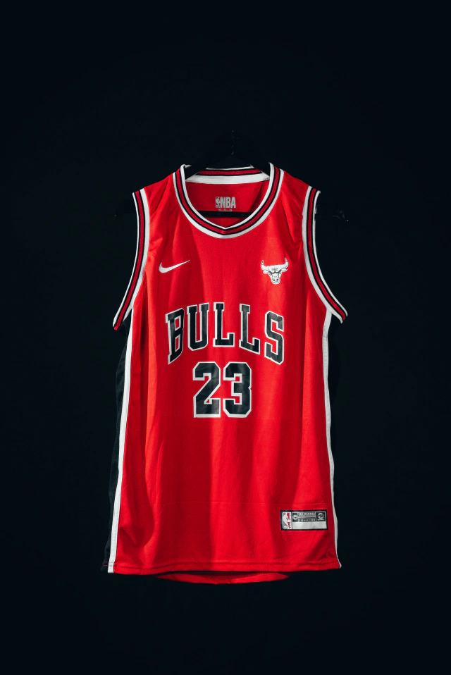 Camiseta Chicago Bulls 23 Roja Con Franja Negra