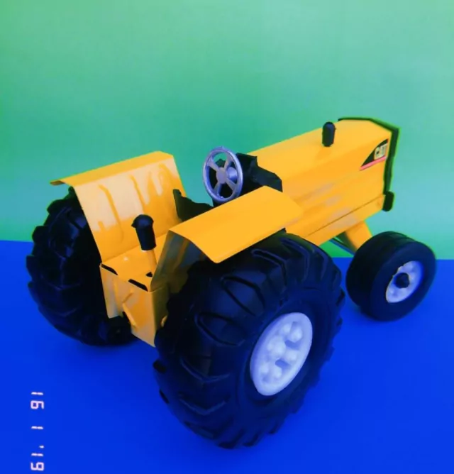 Tractor metálico - Comprar en Vuela el Pez · Juguetes