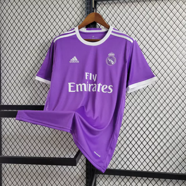 Camisa do uniforme de 2017-2018 do Real Madrid