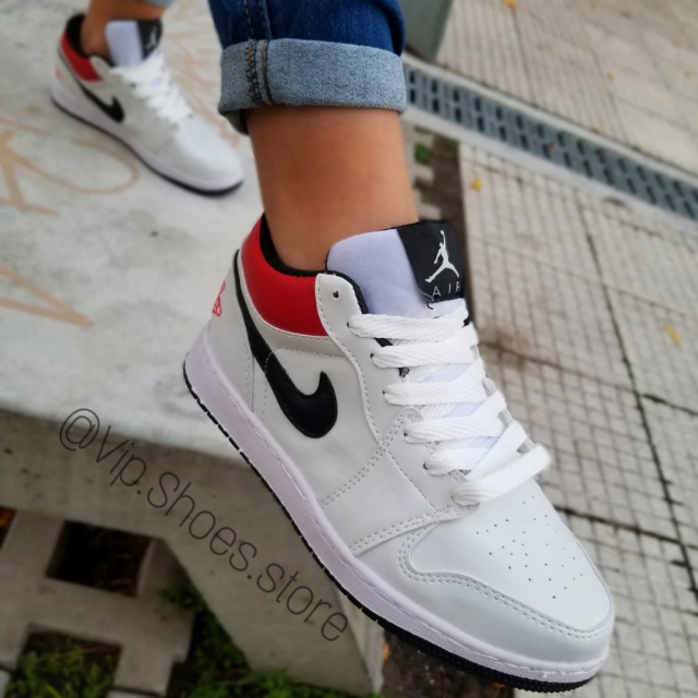 Nike Air Jordan Clasicas Blancas