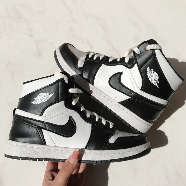 Nike Air Jordan 1 (preto e branco) - NatShoes