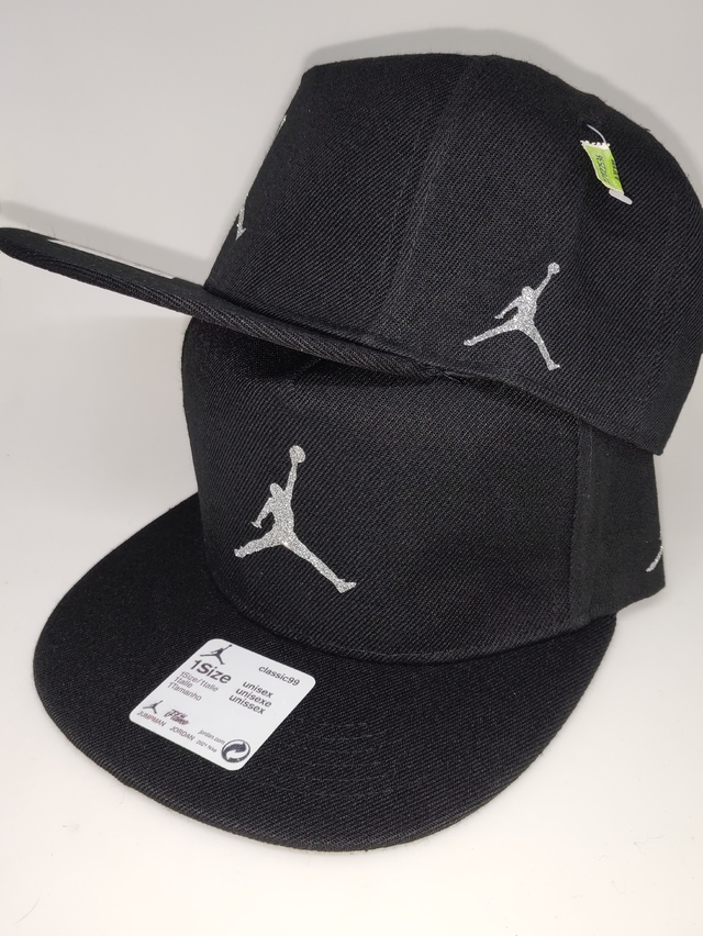 Visera Jordan con Brillos - Comprar en The Style Gorras