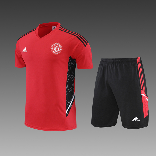 Camisa e Short – Manchester United - Vermelha– Treino – 22/23