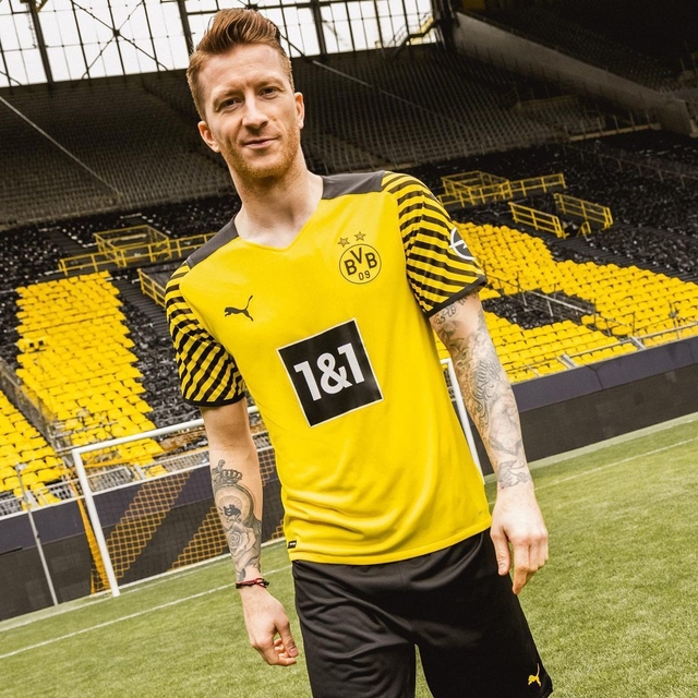 Camisa Borussia Dortmund Home 21/22 Torcedor Puma Masculina - Amarelo e  Preto