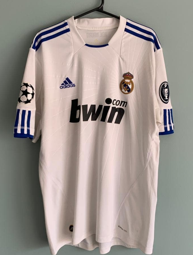 Camisa Real Madrid Titular 2010/11 (Champions League)