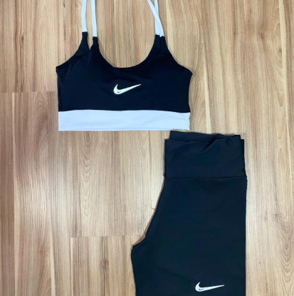 Conjunto fitness treino Feminino Top + shorts Nike