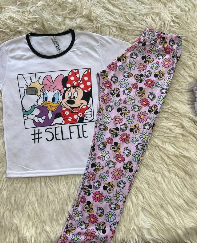 Pijama Juvenil Daisy y Minnie "Selfie"manga corta y pantalón