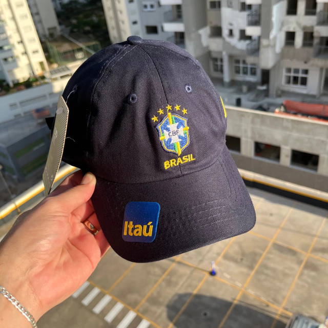 Boné Azul Escuro Seleção Brasileira c/ Patrocínio