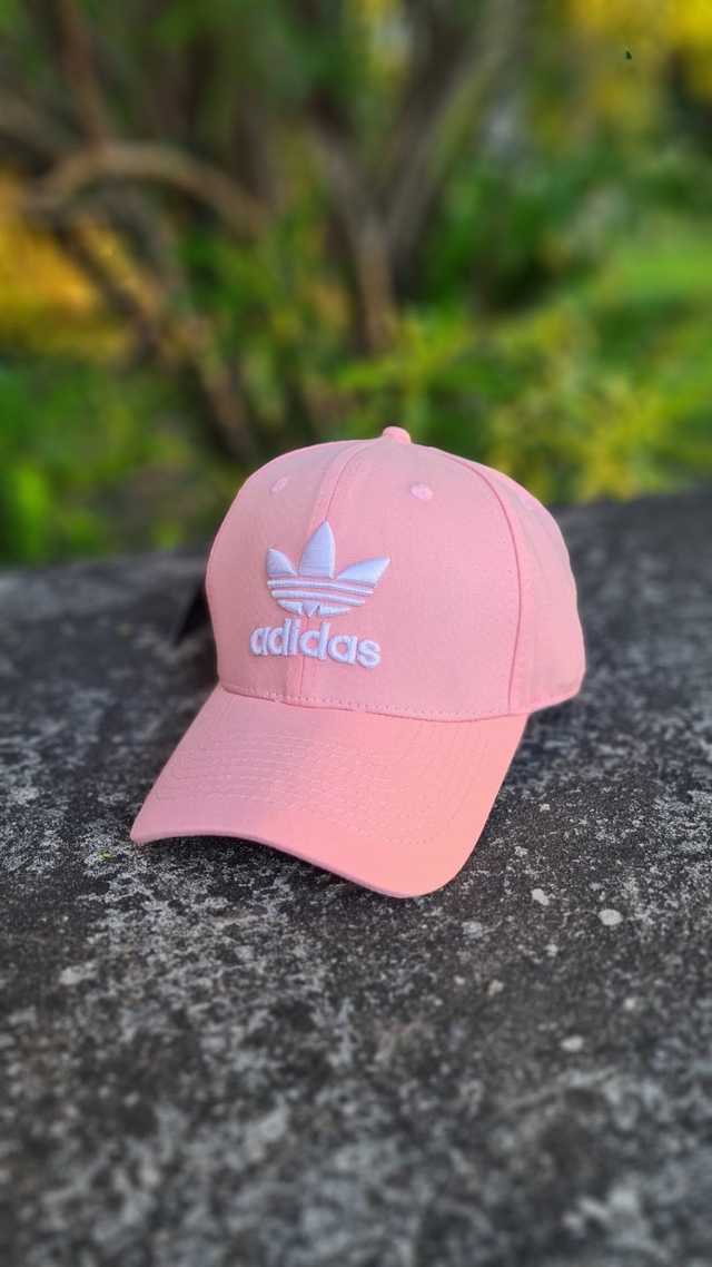 Boné Adidas rosa bebê