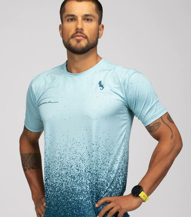 Camiseta Esportiva Masculina Dry Fit com proteção UV+ Acqua