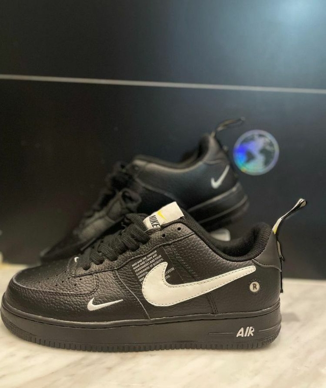 Nike Air Force Utility Negras - Comprar en Drip Shoes