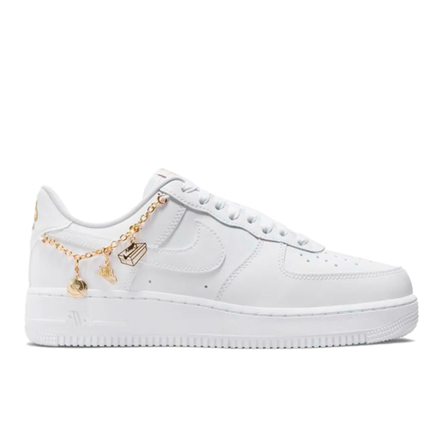 nike women's air force 1 low lx lucky charms white