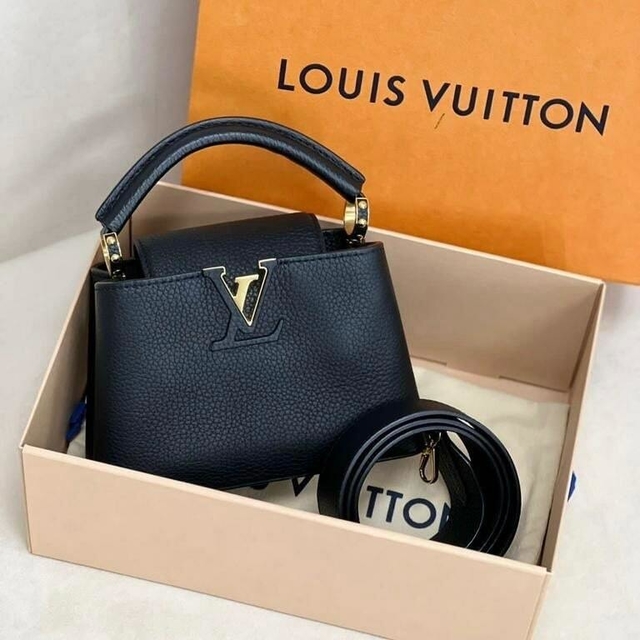 Bolsa Louis Vuitton Capucines Mini - Desapego Glamour