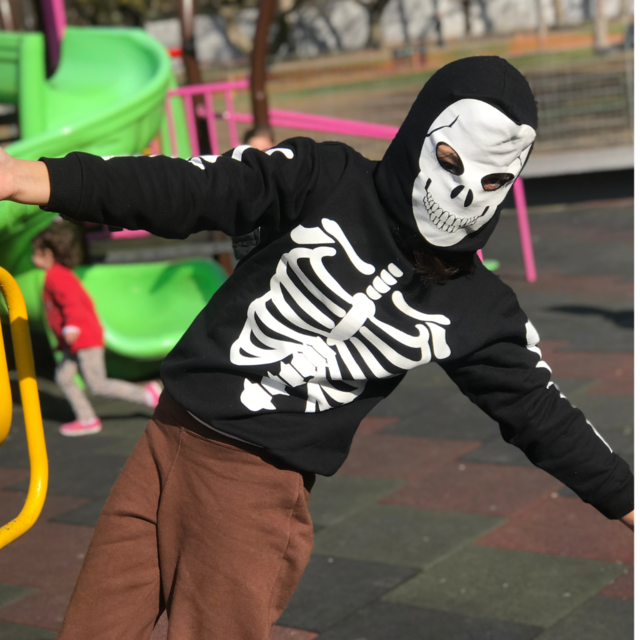 Buzo Capucha Disfraz Esqueleto - Comprar en Cochitas