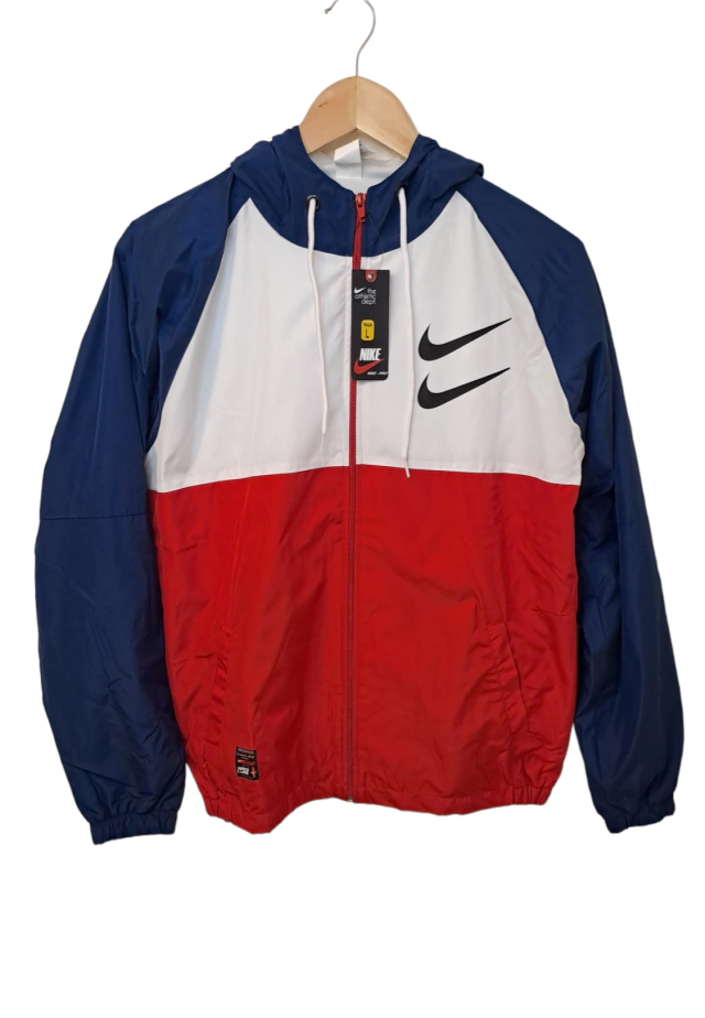 Campera Nike Swoosh Tricolor - Comprar en Kingdom Style