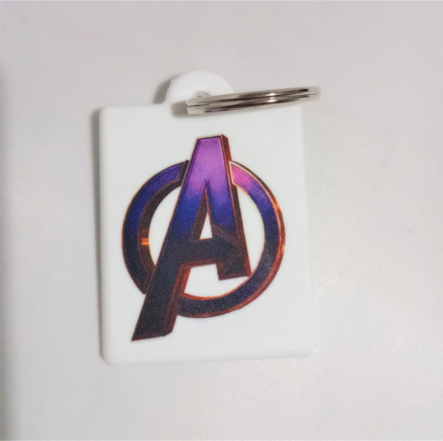 Llavero de polimero - Avengers logo - Slam Hobbies