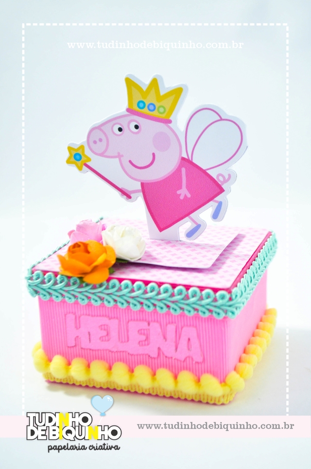 Topper princesa rosa e dourado  Decoração de bolo, Bolo da bela  adormecida, Bolo masha e urso