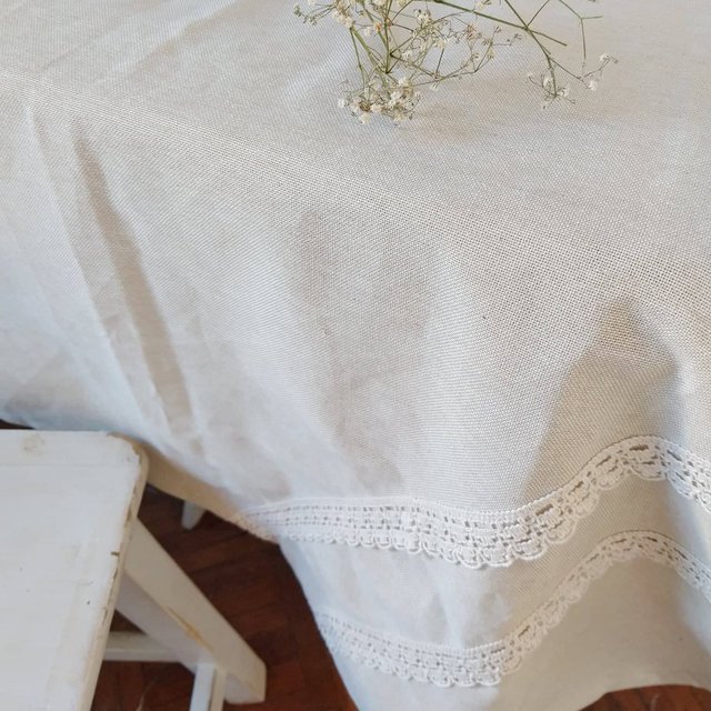 Mantel de lino con puntillas - Comprar en La Sedera