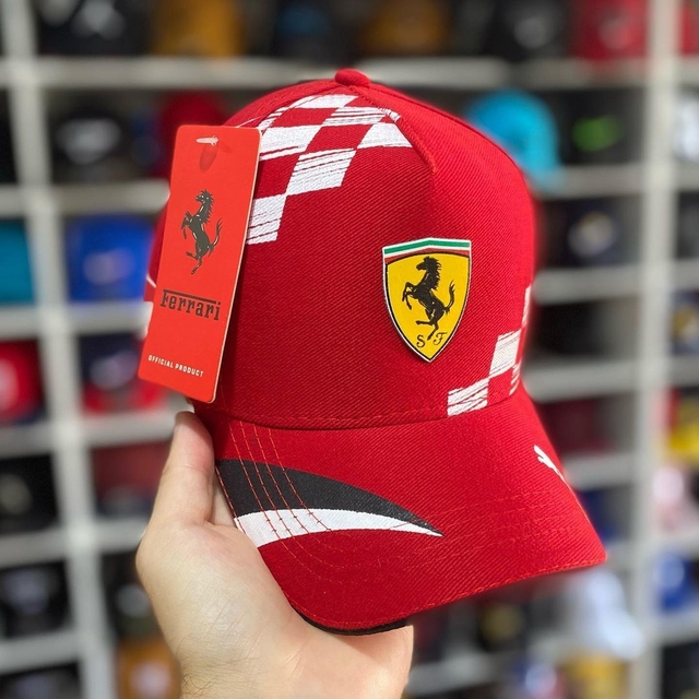 Boné Ferrari Básico - Comprar em Fwstoree