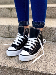 Zapatillas negras botitas con plataforma - Regina Bags