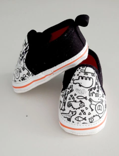 PANCHAS CASI NUEVAS NO CAMINANTE CARTERS - TALLE 3/6 MESES