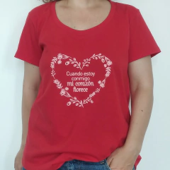 Remera Florece Escote Redondo Rojo en internet