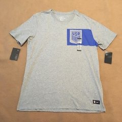 Camiseta com bolso Estados Unidos - Nike