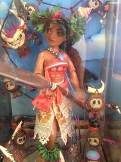Moana e Hei Hei Folktale Designer Dolls - comprar online