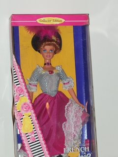 French Barbie Doll na internet
