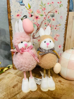 Casal de coelhos rosa/ marrom 18x6cm