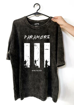 Remera Paramore (Nevada, Negra o Blanca)