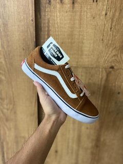 mizuno prophecy 5 dourado