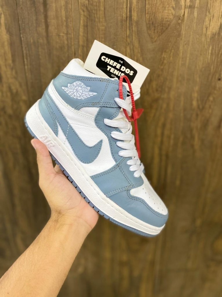 jordan cinza e branco