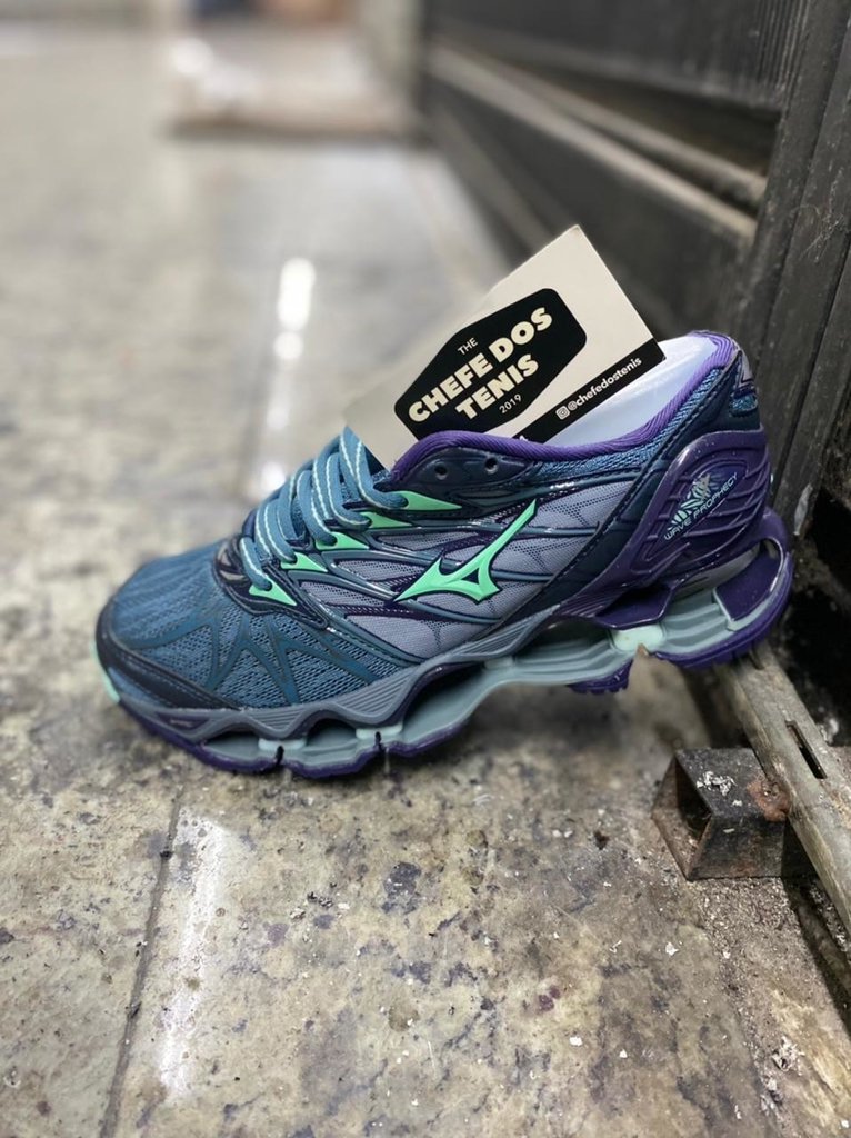 mizuno prophecy roxo