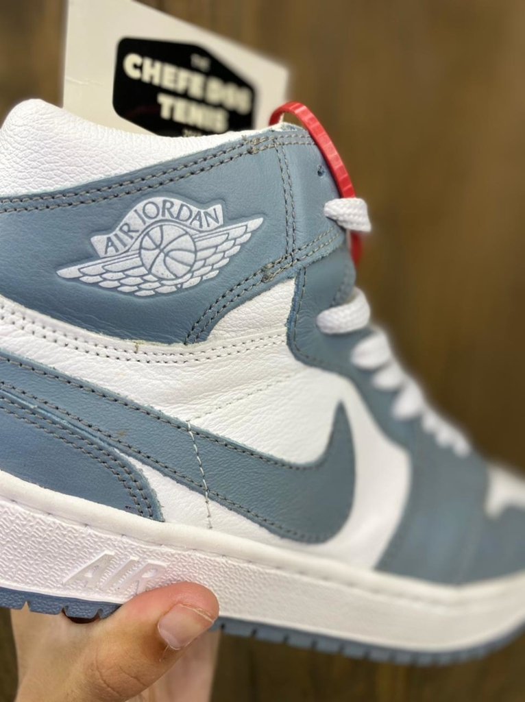 tênis nike que muda de cor no sol feminino