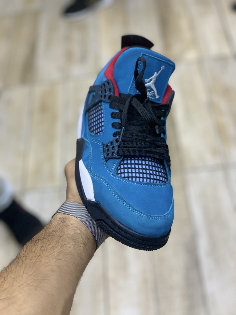 tight fit nike