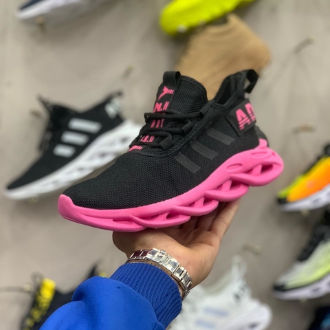 adidas yeezy maverick bege