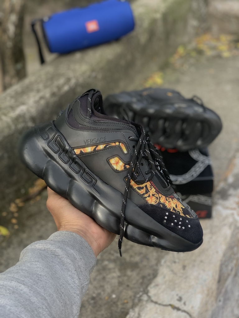 Tênis Versace Chain Reaction Gringo - FehMultimarcas
