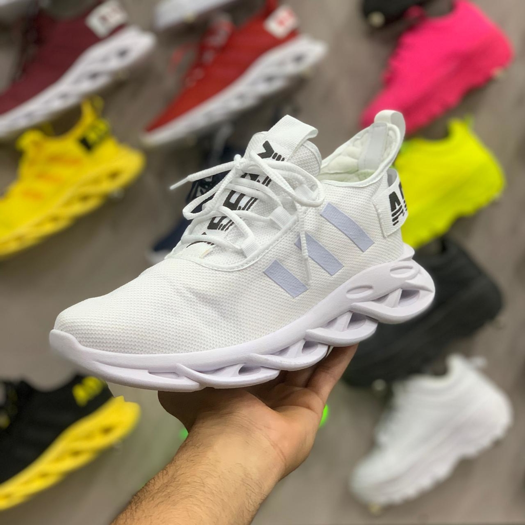adidas yeezy maverick branco