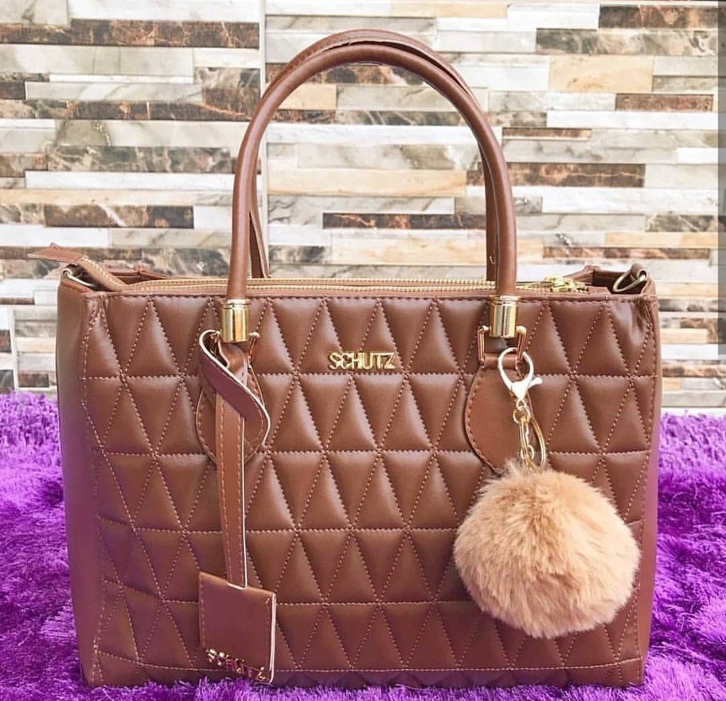 givenchy triangle bolsa