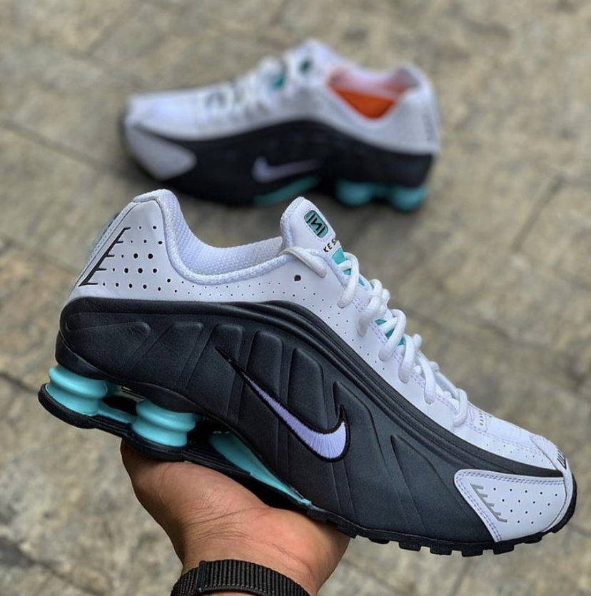 nike shox r4 