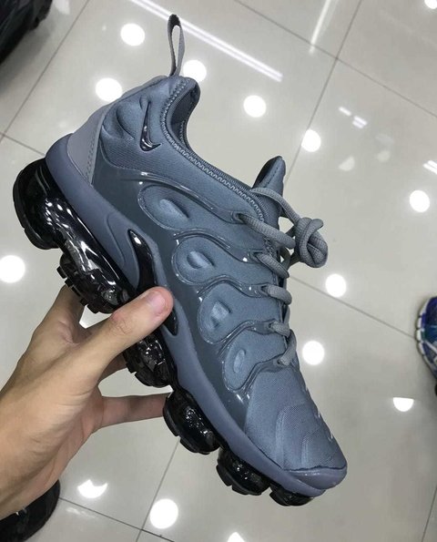 nike vapormax plus premium